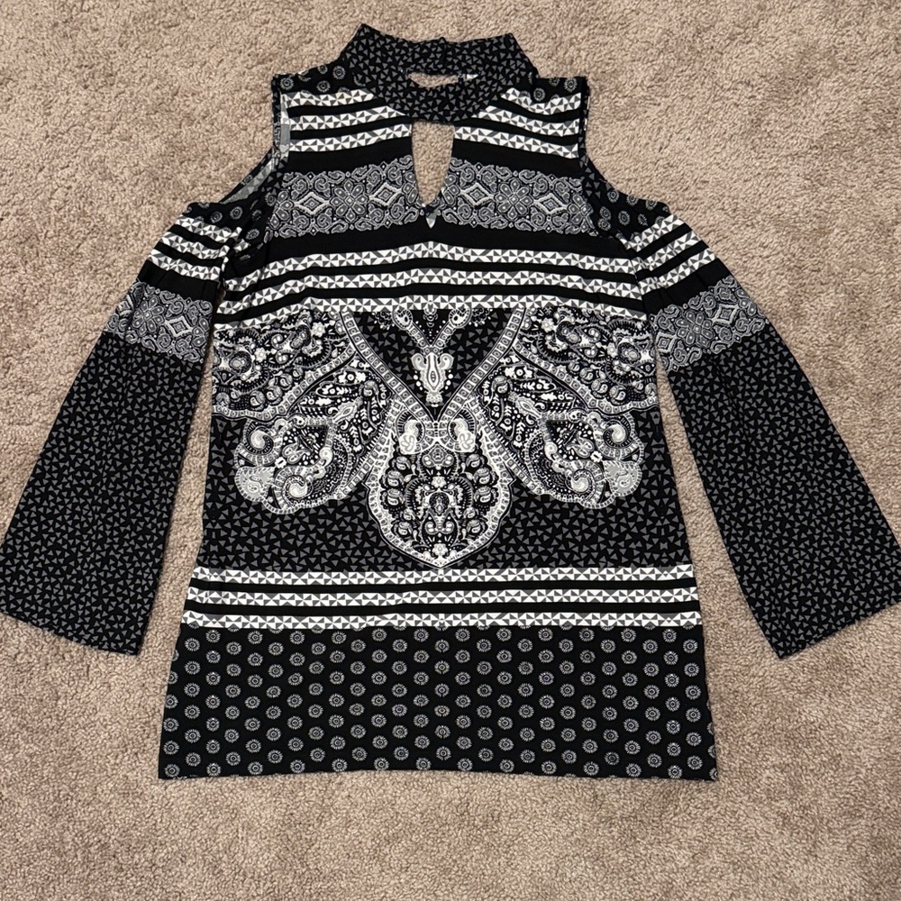 Coco Bianco Monochrome Geometric Blouse